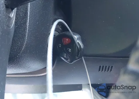 2010 Toyota Camry Se z USA, uszkodzony, nr VIN 4T1BF3EK2AU007959